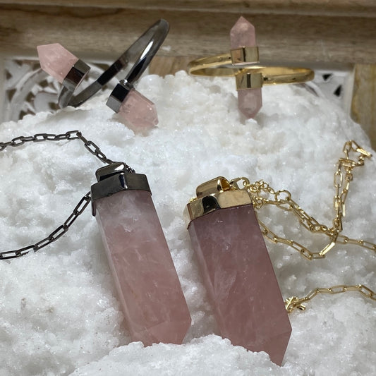 Large Gender-Fluid Rose Quartz Pont Necklace